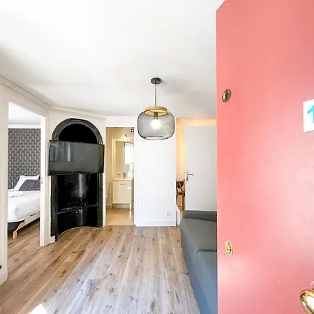 Apartment 09 - Faubourg *